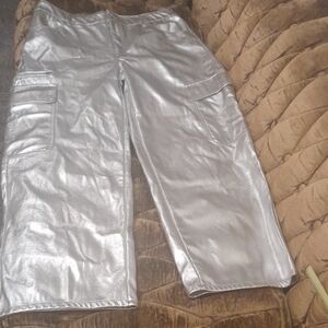 No Boundaries Shiny Silver Cargo Capris